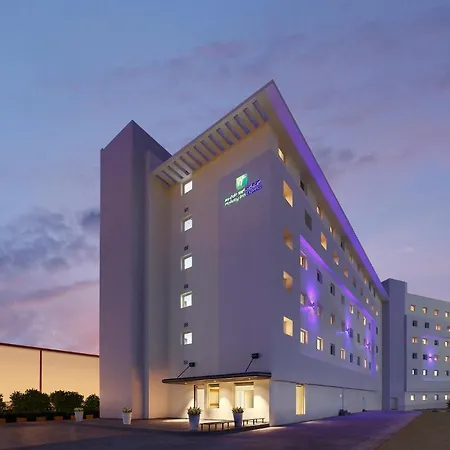 Holiday Inn Express Bengaluru Whitefield Itpl By Ihg